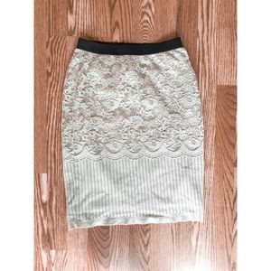 H&M Lace Detail Pencil Skirt